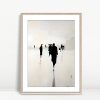 Distant Silhouettes in Minimalist Space