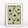 Bold Daisy Pattern on Green