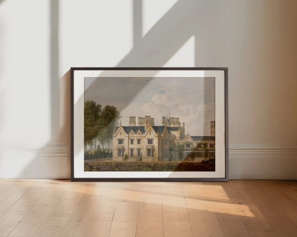 Stately Manor Amid Lush Gardens - Image 2