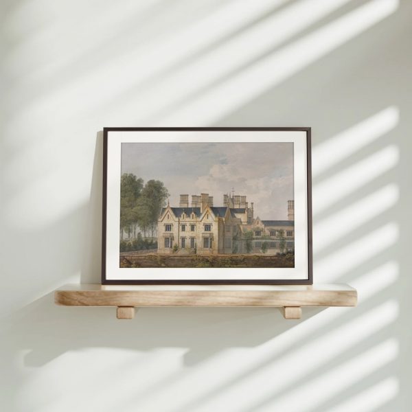 Stately Manor Amid Lush Gardens - Image 4