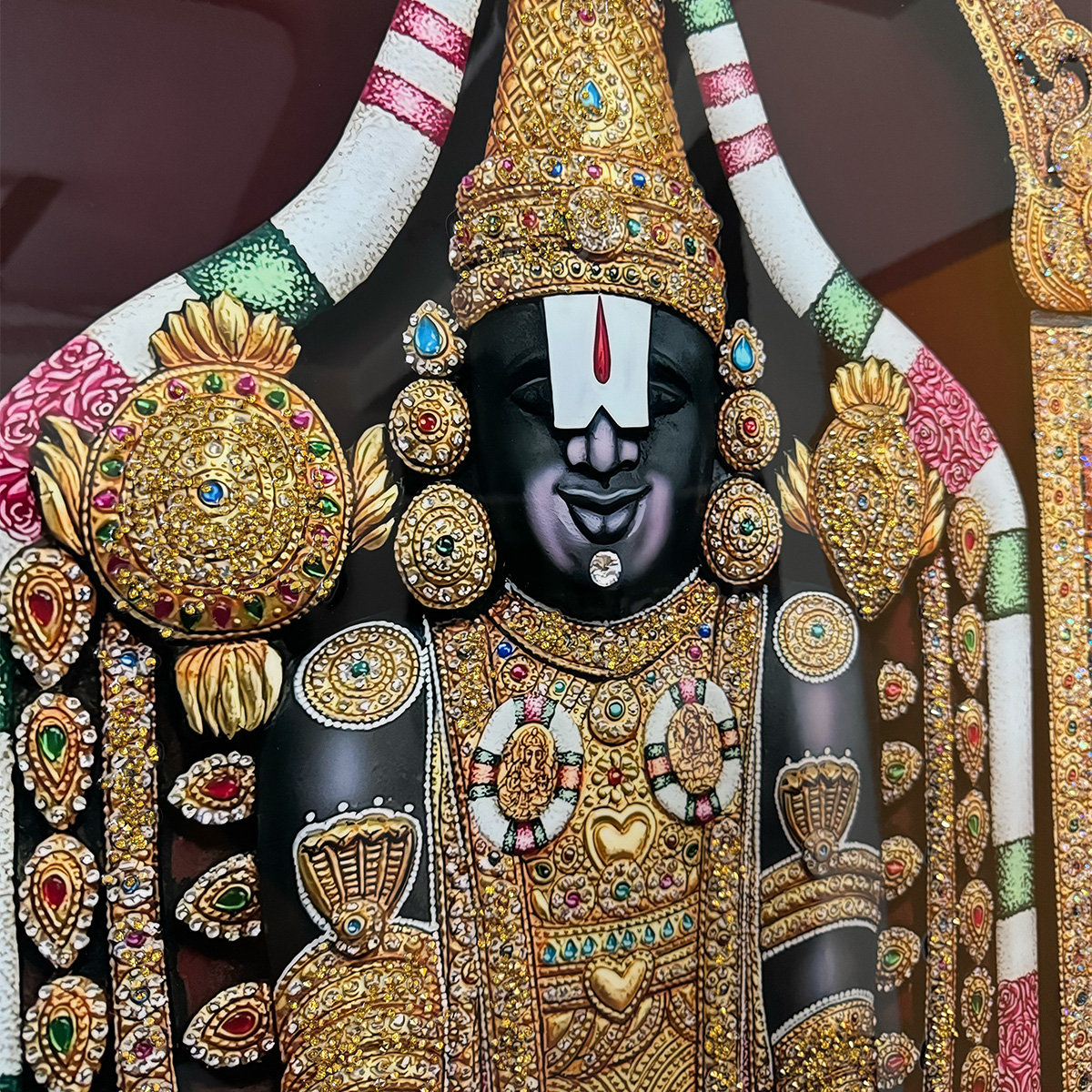 Lord Venkateswara with Laxmi Ji Crystal Glass Painting - Image 7