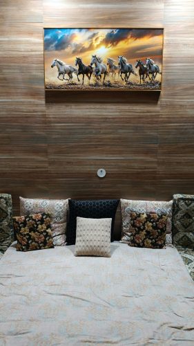 Click to view full screen Storms End Seven Horses Crystal Glass Painting photo review