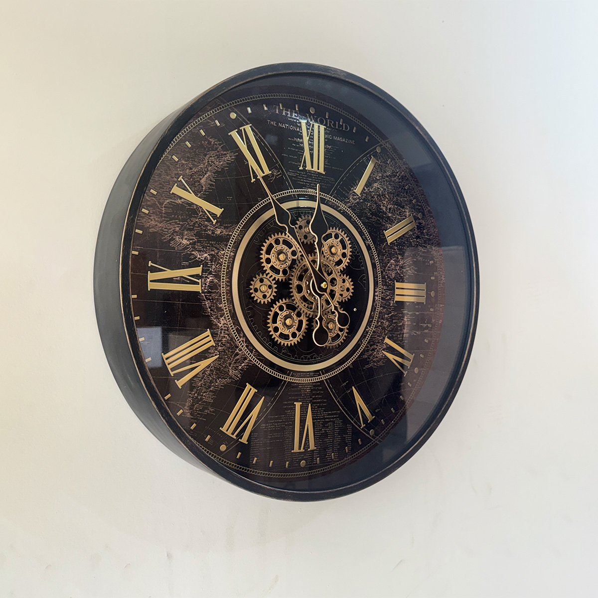 National Geographic Premium Moving Gear Clock - Image 4