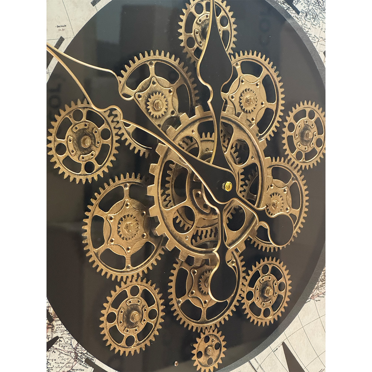 The Timekeeper's Atlas Moving Gear Clock - Image 6