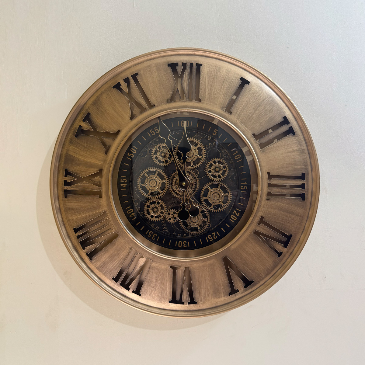 Manor House Timepiece for Wall Decor - Image 3